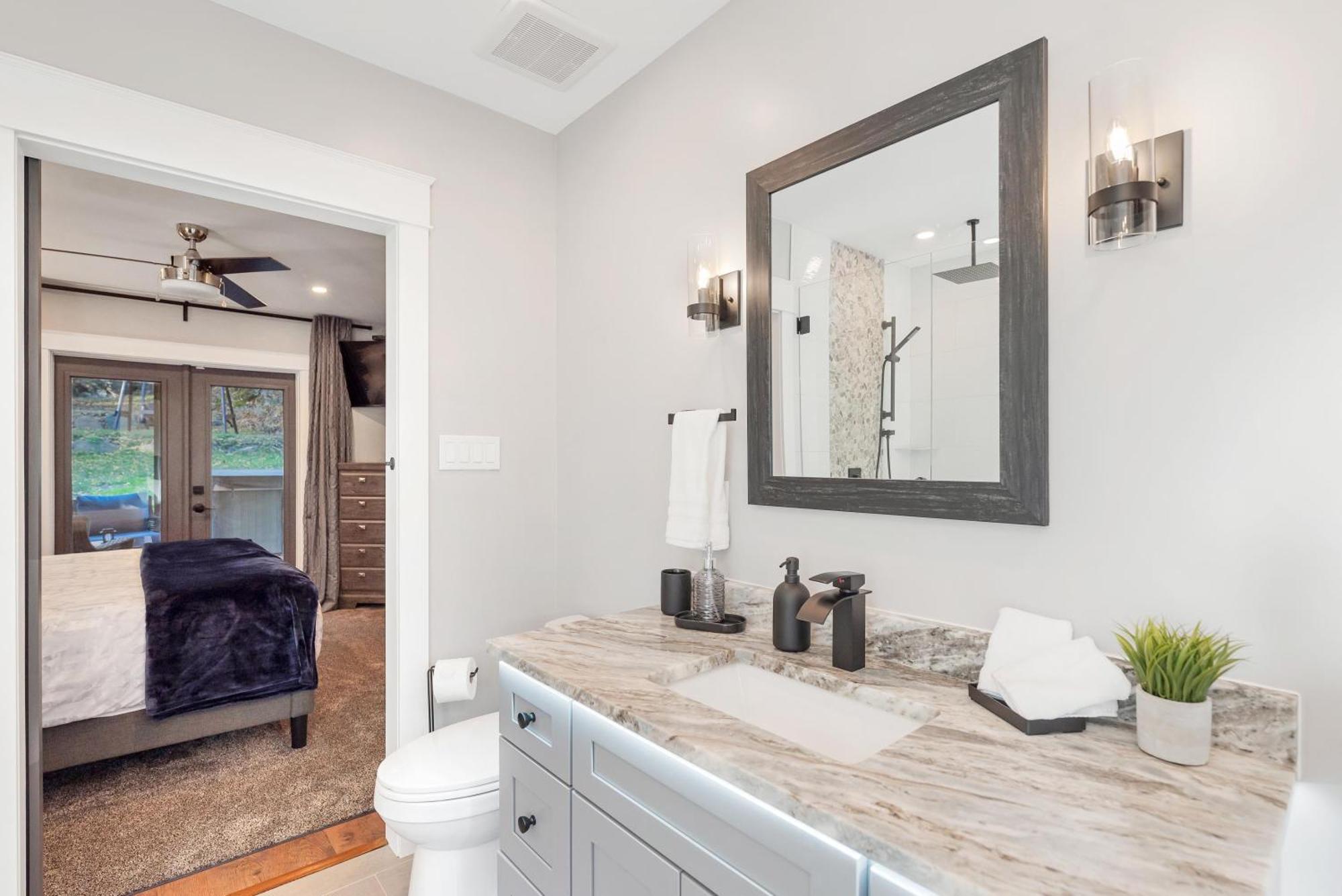 VI Cottage North Saanich Екстериор снимка