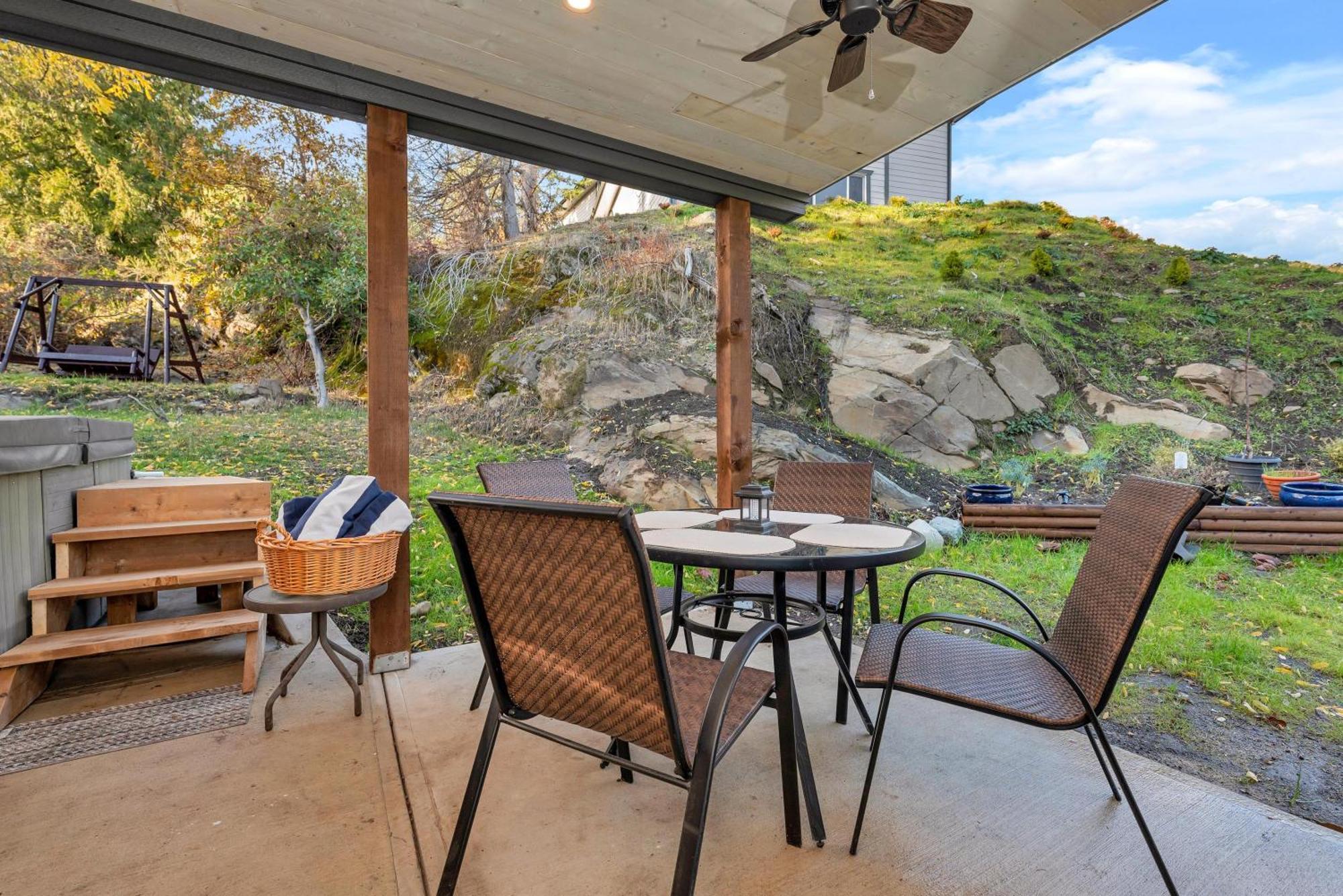 VI Cottage North Saanich Екстериор снимка